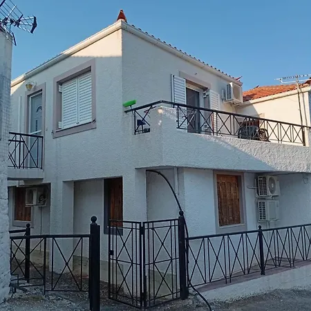 Zarakas Vakantiehuis *